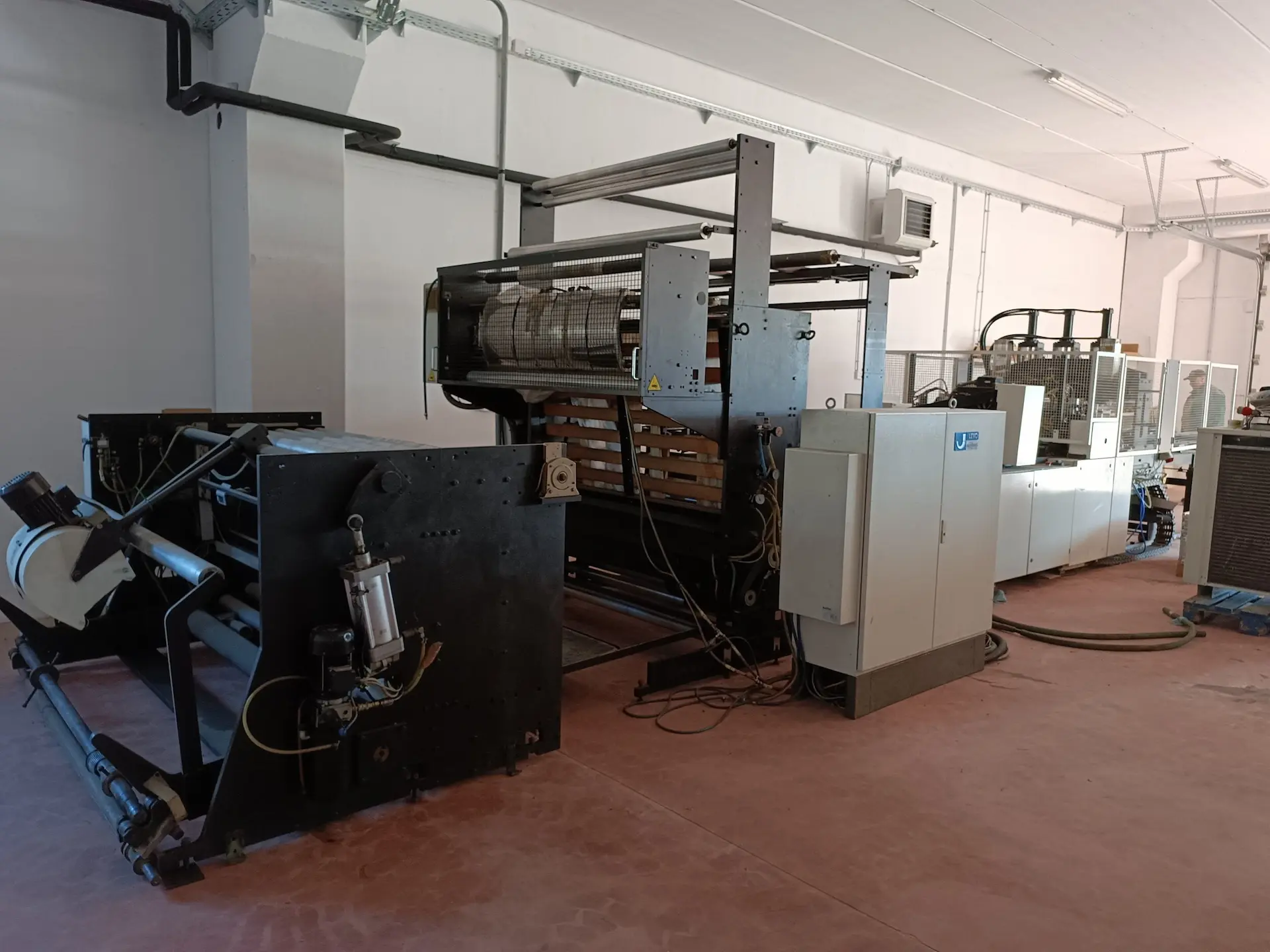 LEMO INTERMAT EST 1100 HT 3 Machine à fabriquer des sacs pour sacs porte-t-shirts - 2002