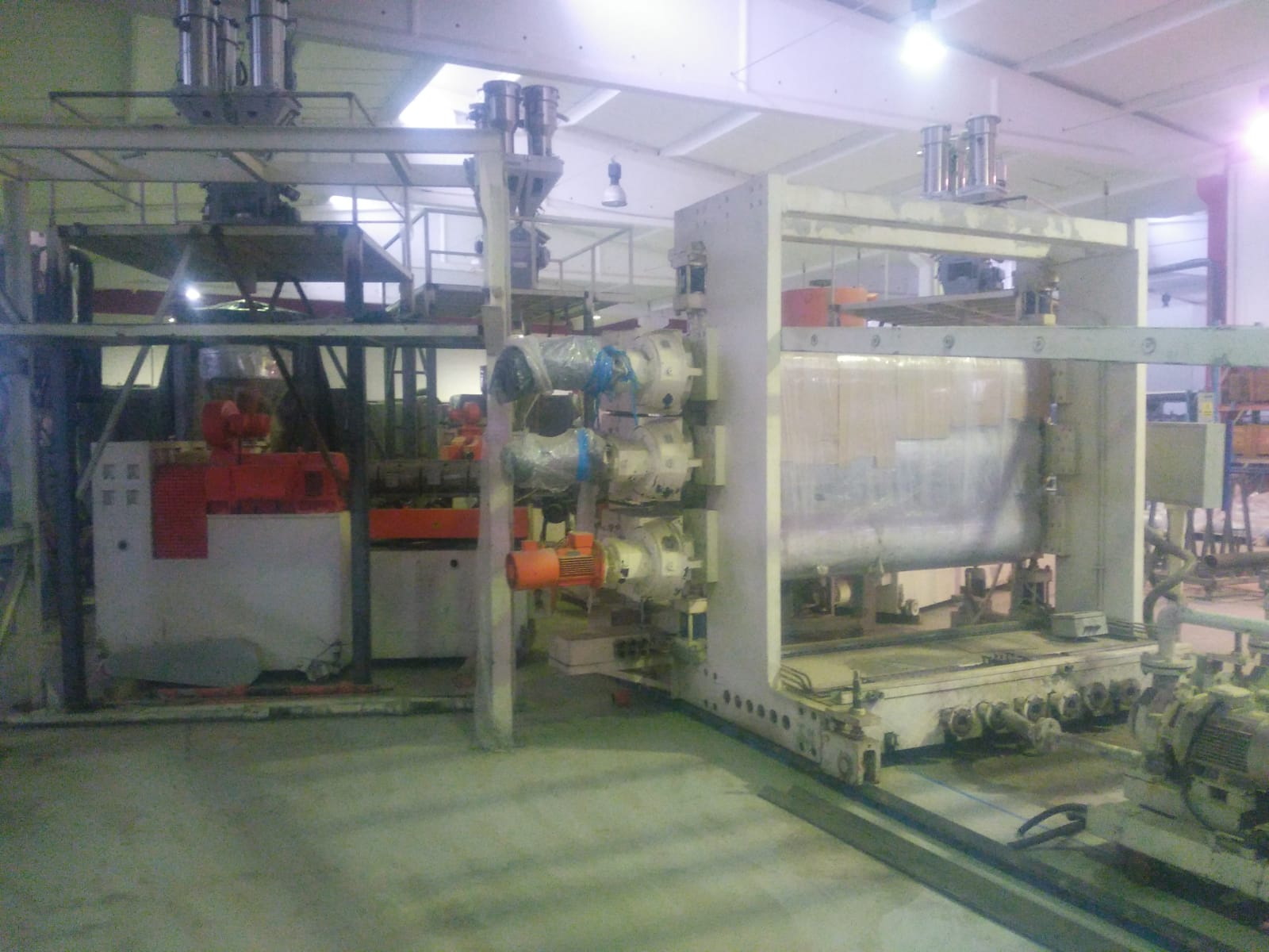 Extrudeuse monovis J WELL 2013 Faible nombre d'heures