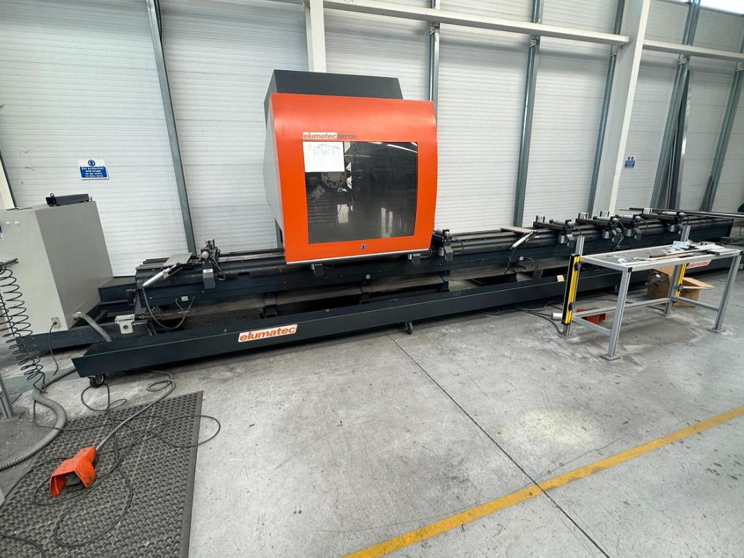 Centre d'usinage vertical elumatec SBZ 130 d'occasion