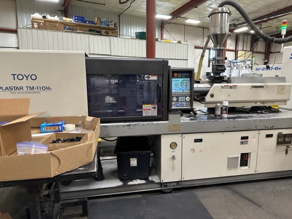 Presse à injecter électrique Toyo Plastar TM-110H2