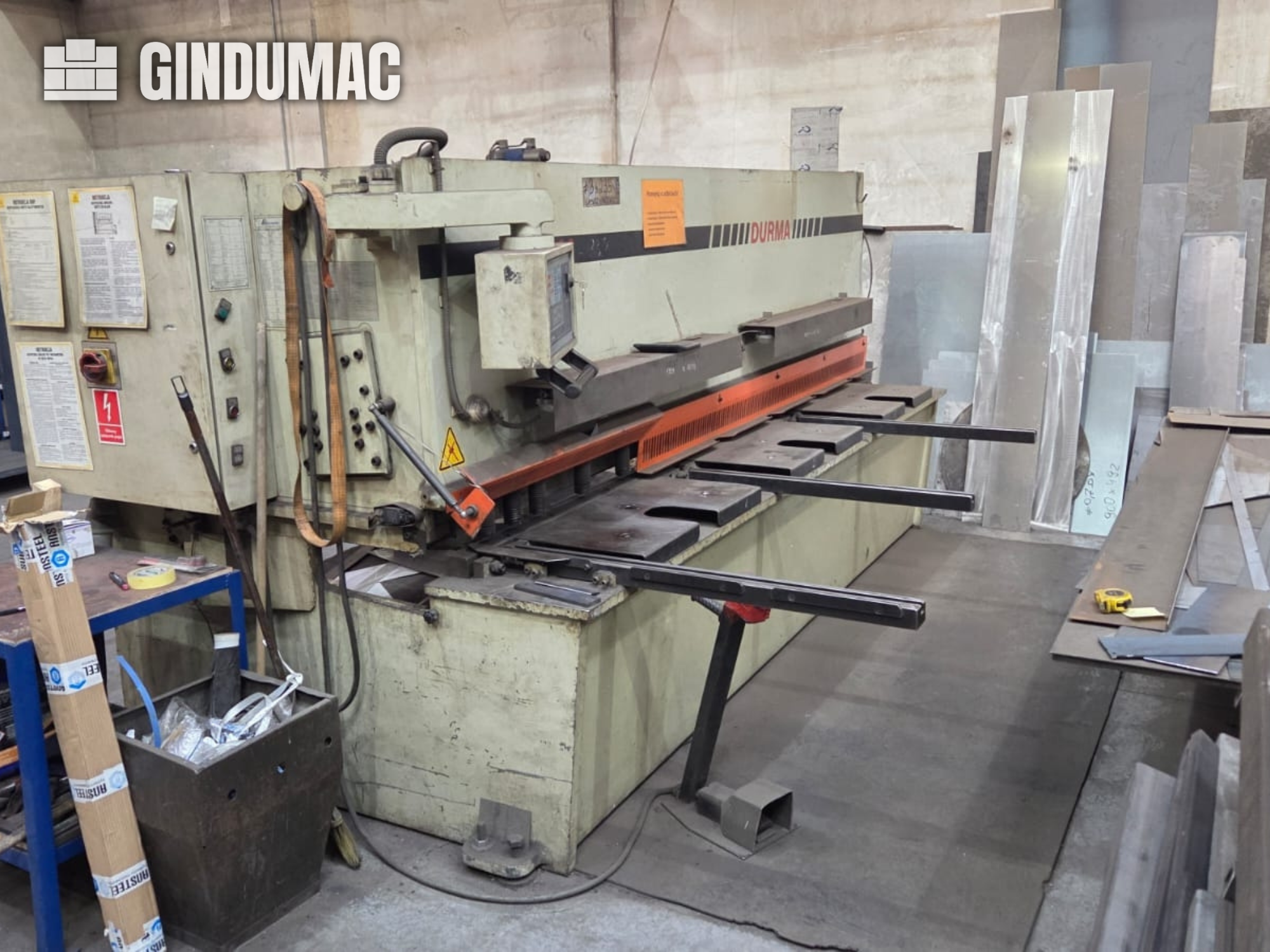 Cisaille guillotine hydraulique Durma SB 3060