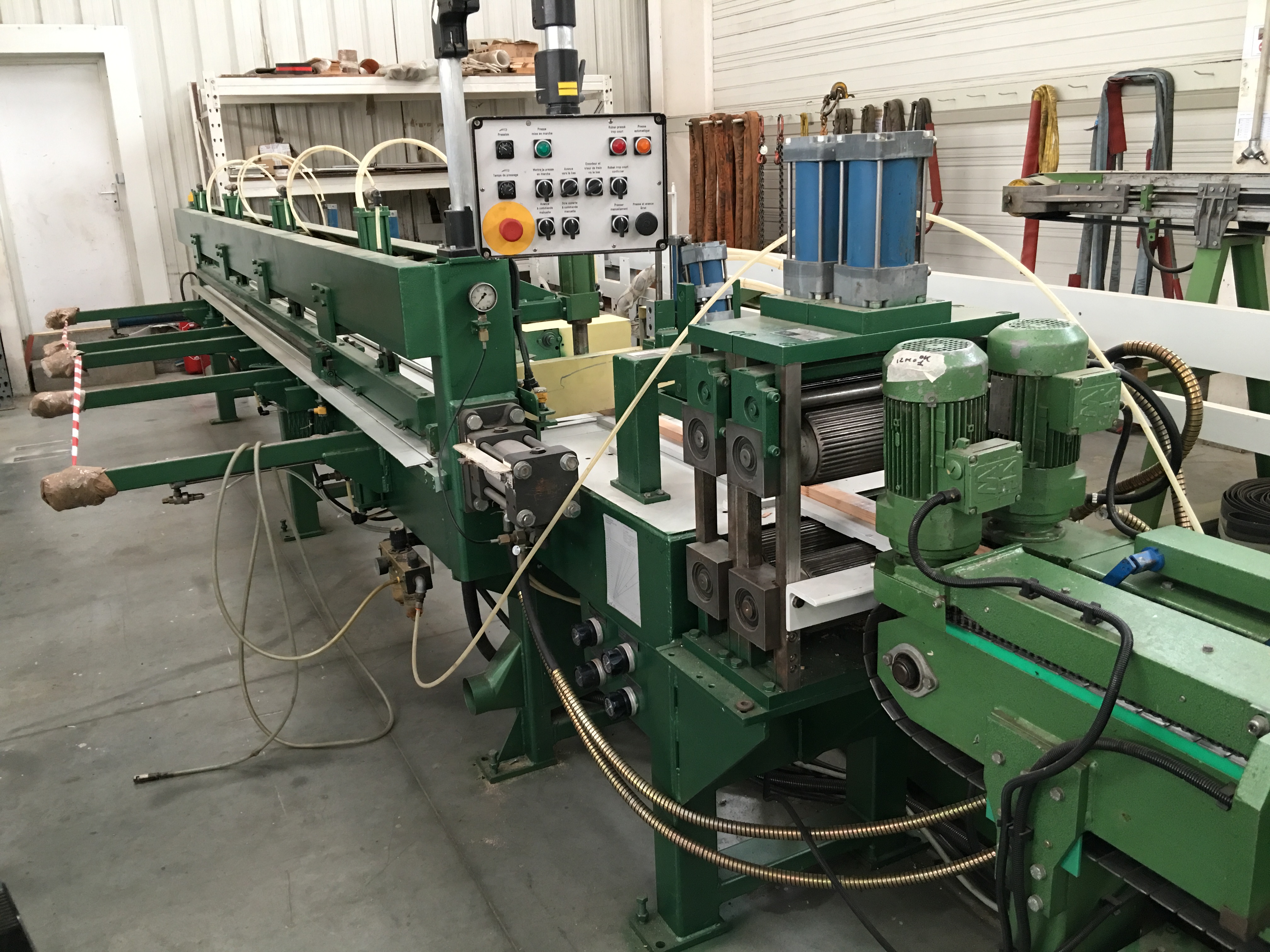 Ligne d’aboutage de bois court Grecon – Presse de 5 mètres