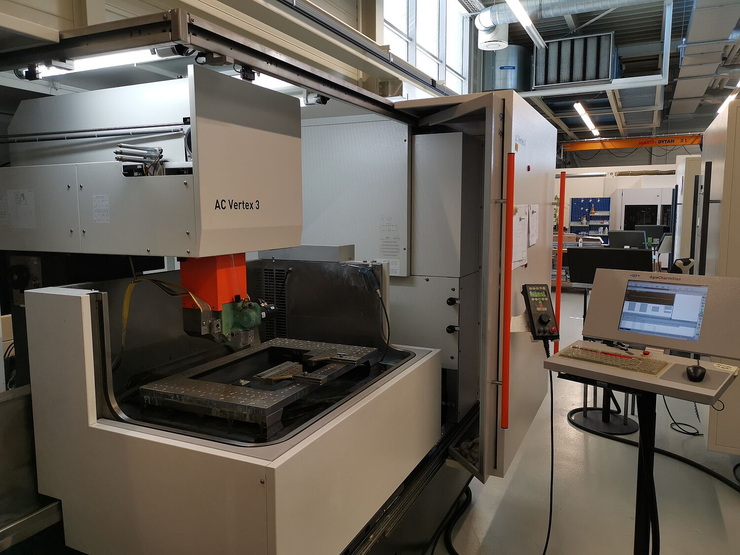 Machine d'électro-érosion par fil AGIE VERTEX 3 d'occasion