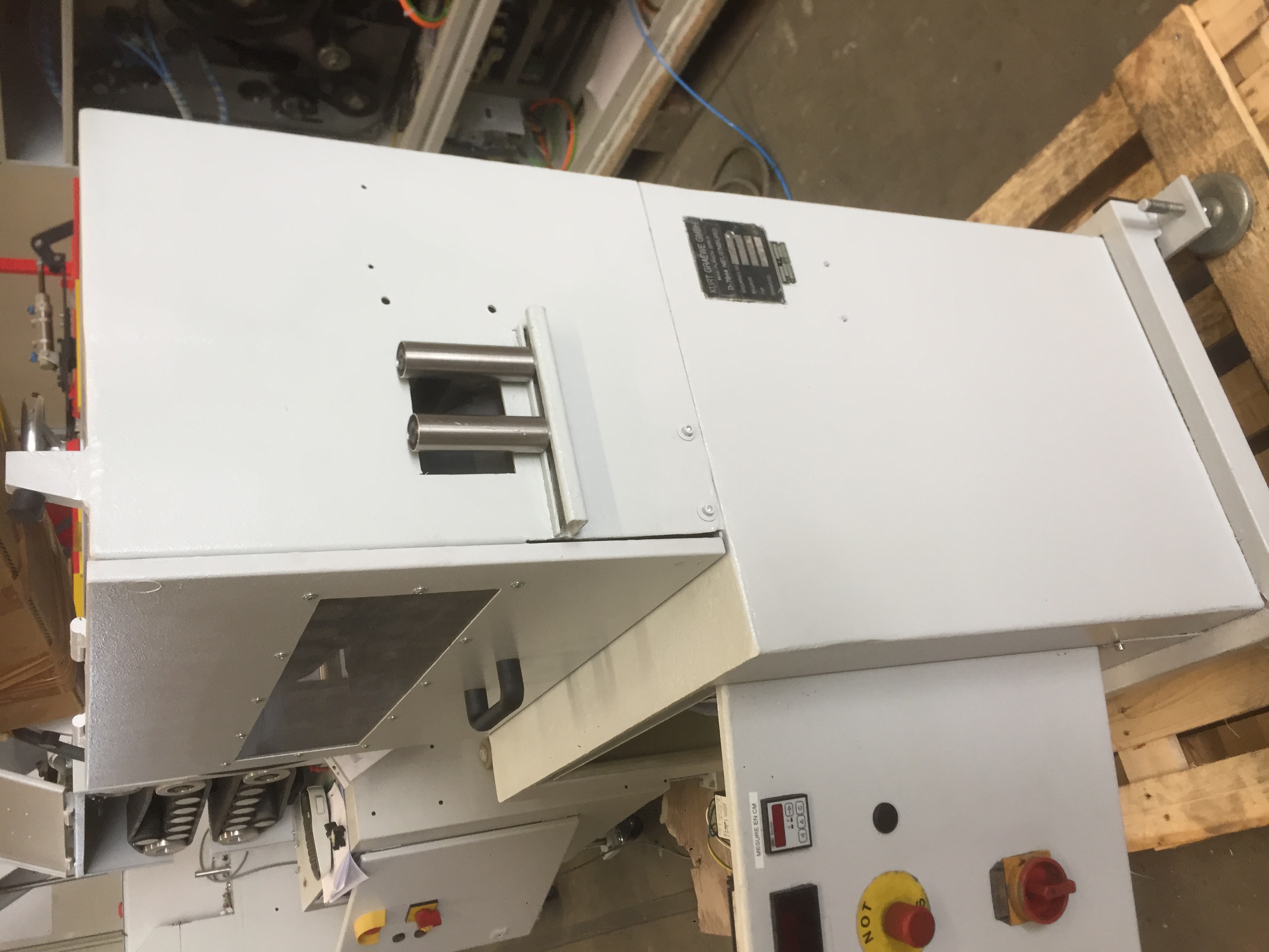 Machine pour le plastique GRAEWE BA 32/400