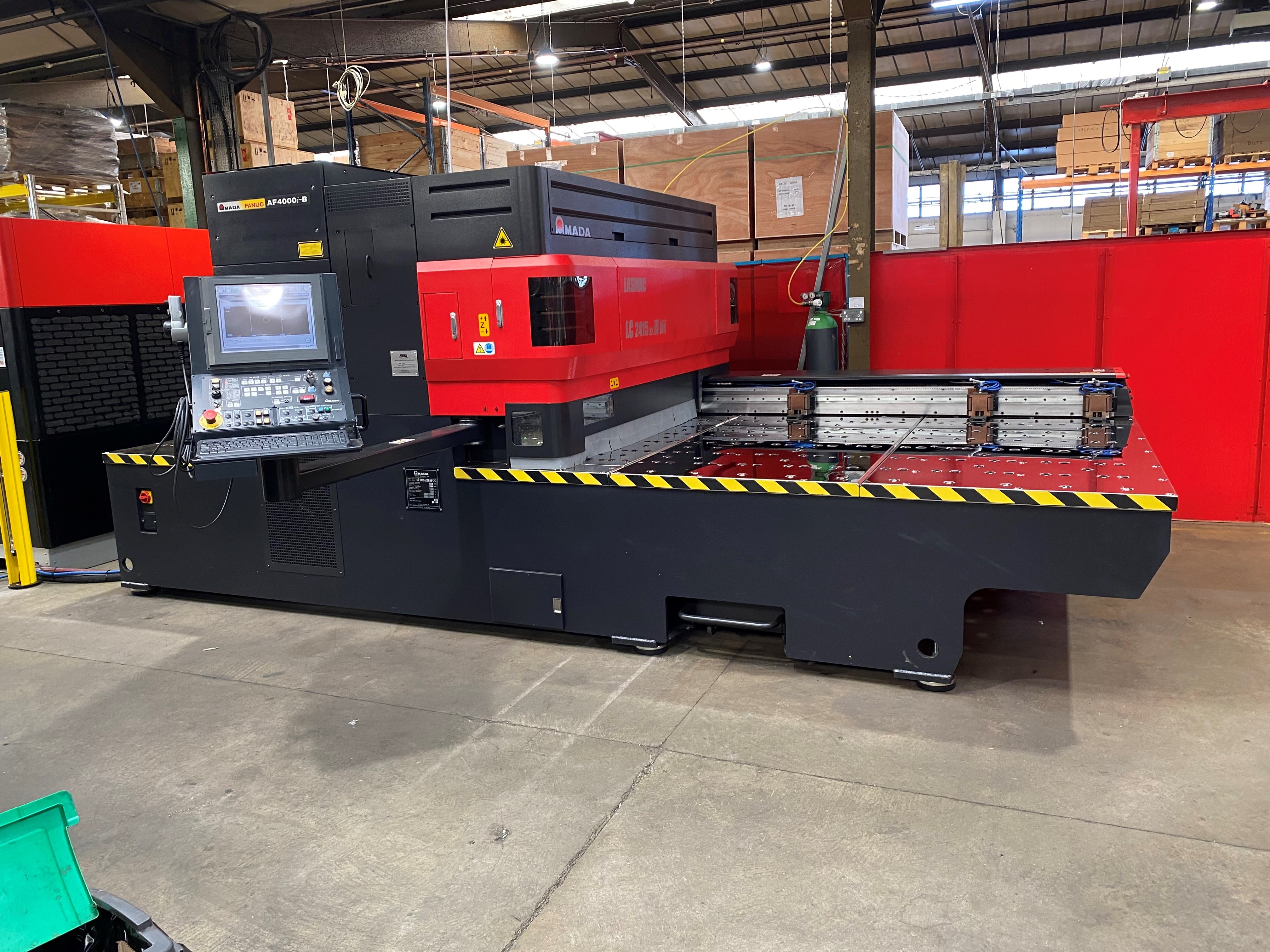 Machine de découpe laser Amada LC2415 Alpha IV - 4kw Laser