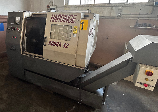 Tour cnc avec outils fixes Hardinge COBRA 42 d'occasion