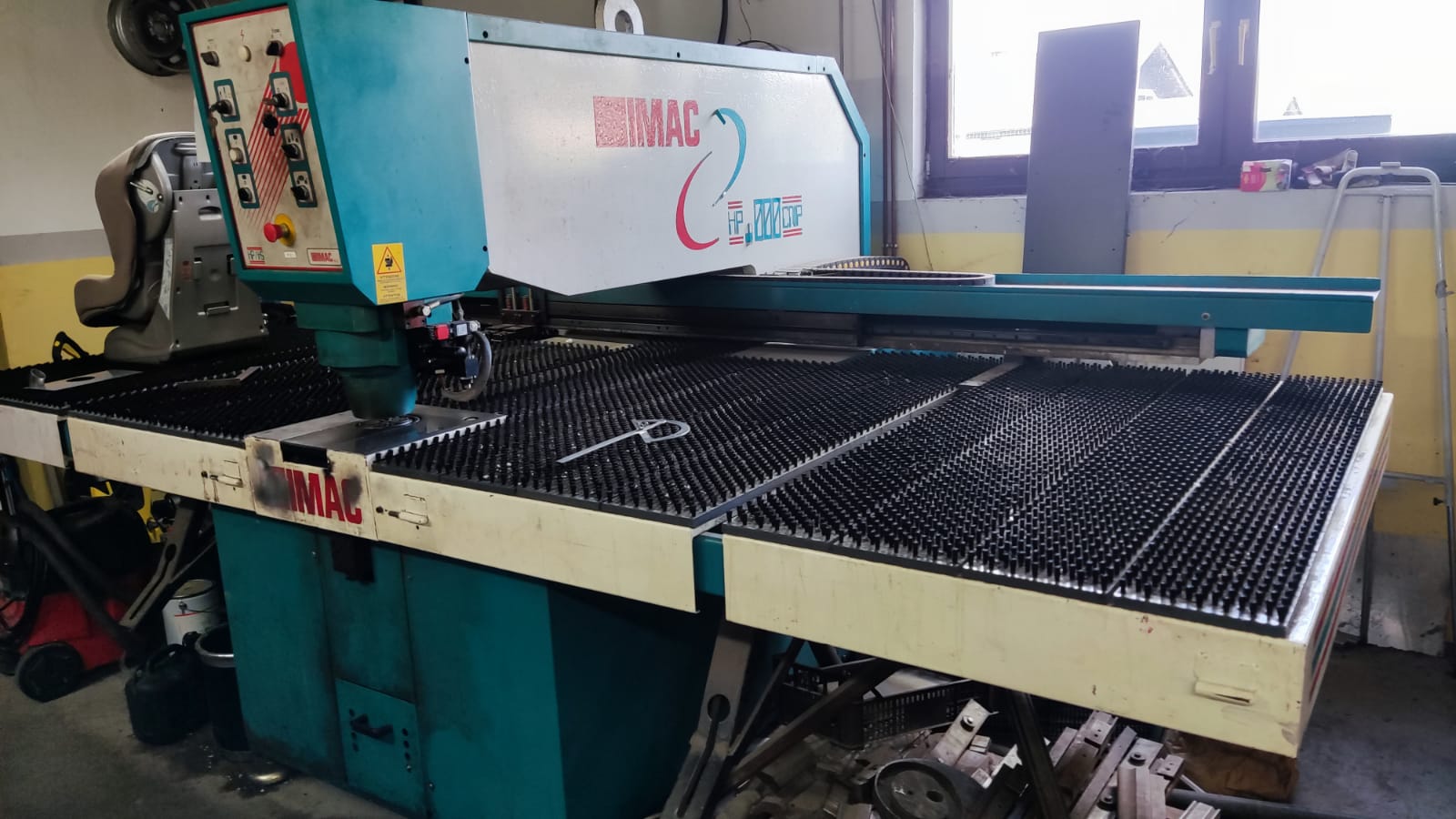 Poinçonneuse à cnc Imac HP1000