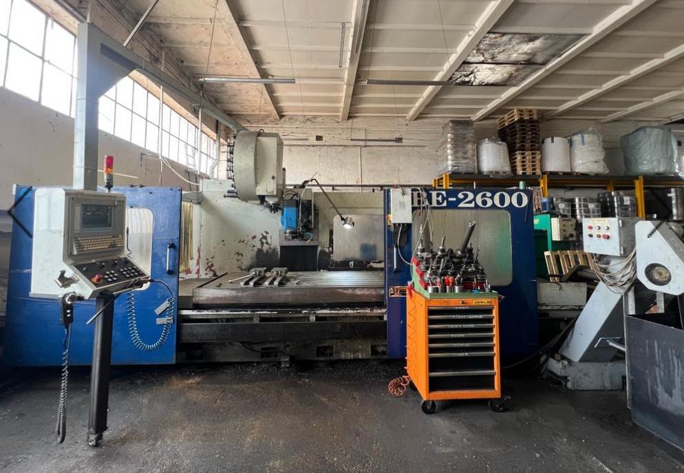 Fraiseuse cnc à banc fixe EUMACH FBE 2600