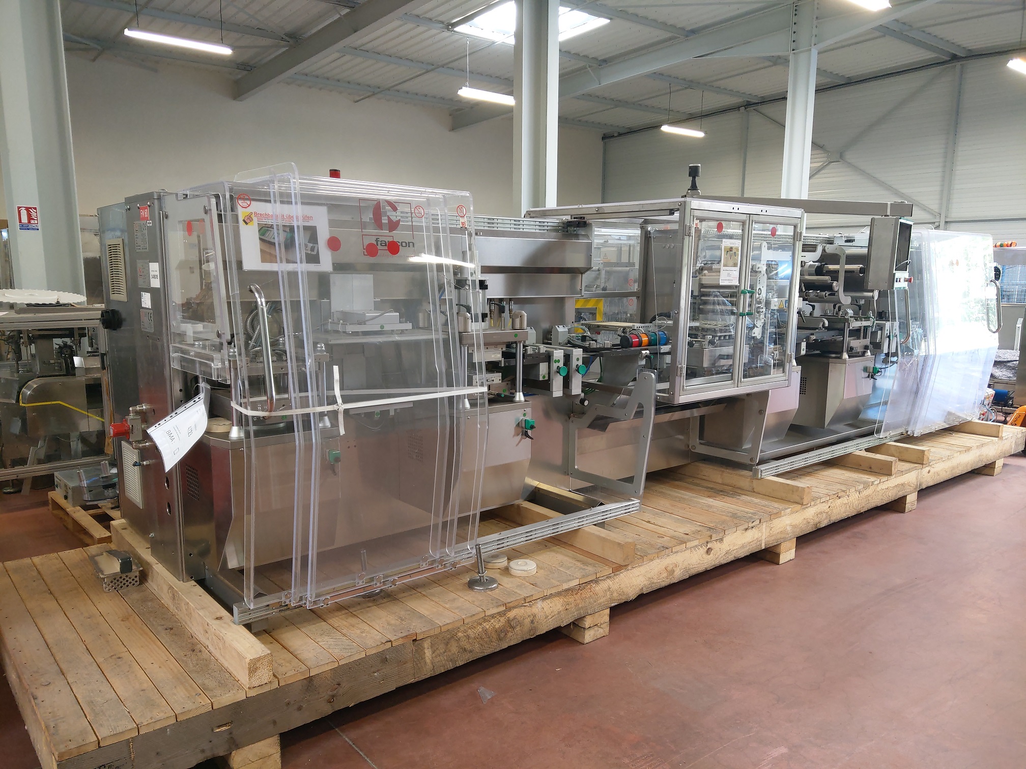 Thermoformeuse Farcon FB320