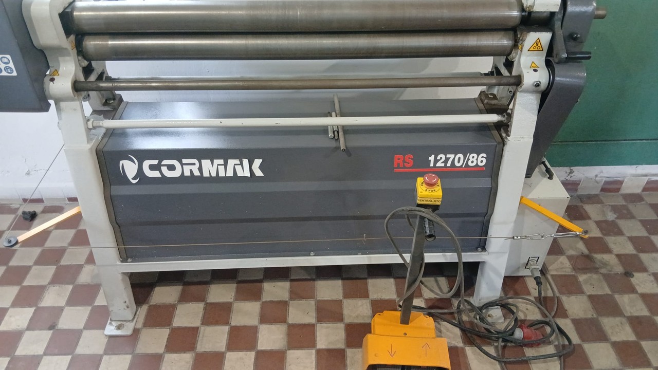 Rouleuse de tôle à 3 rouleaux CORMAK RST 1270/86