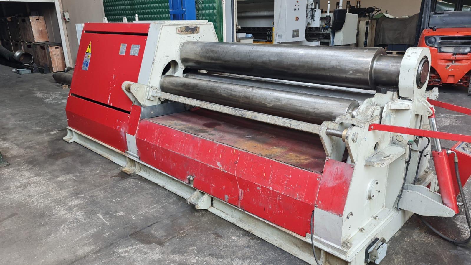 Rouleuse à 4 rouleaux Akyapak AHS 20/16