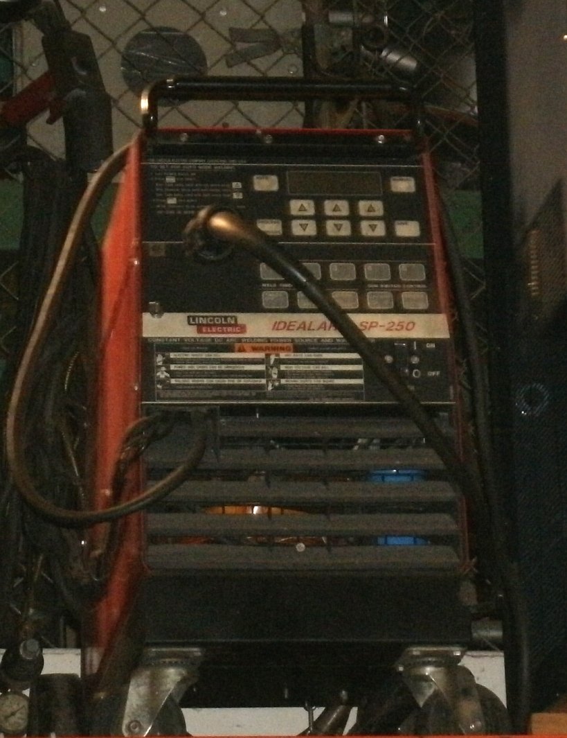 Appareil à souder Idealarc SP-250