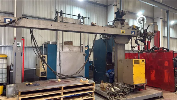 Appareil à souder ESAB MKR 300