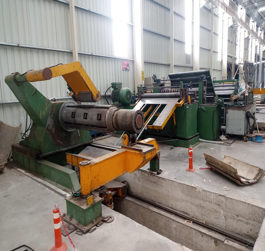 Ligne de refendage Hermak 1600x03,mm-3mm
