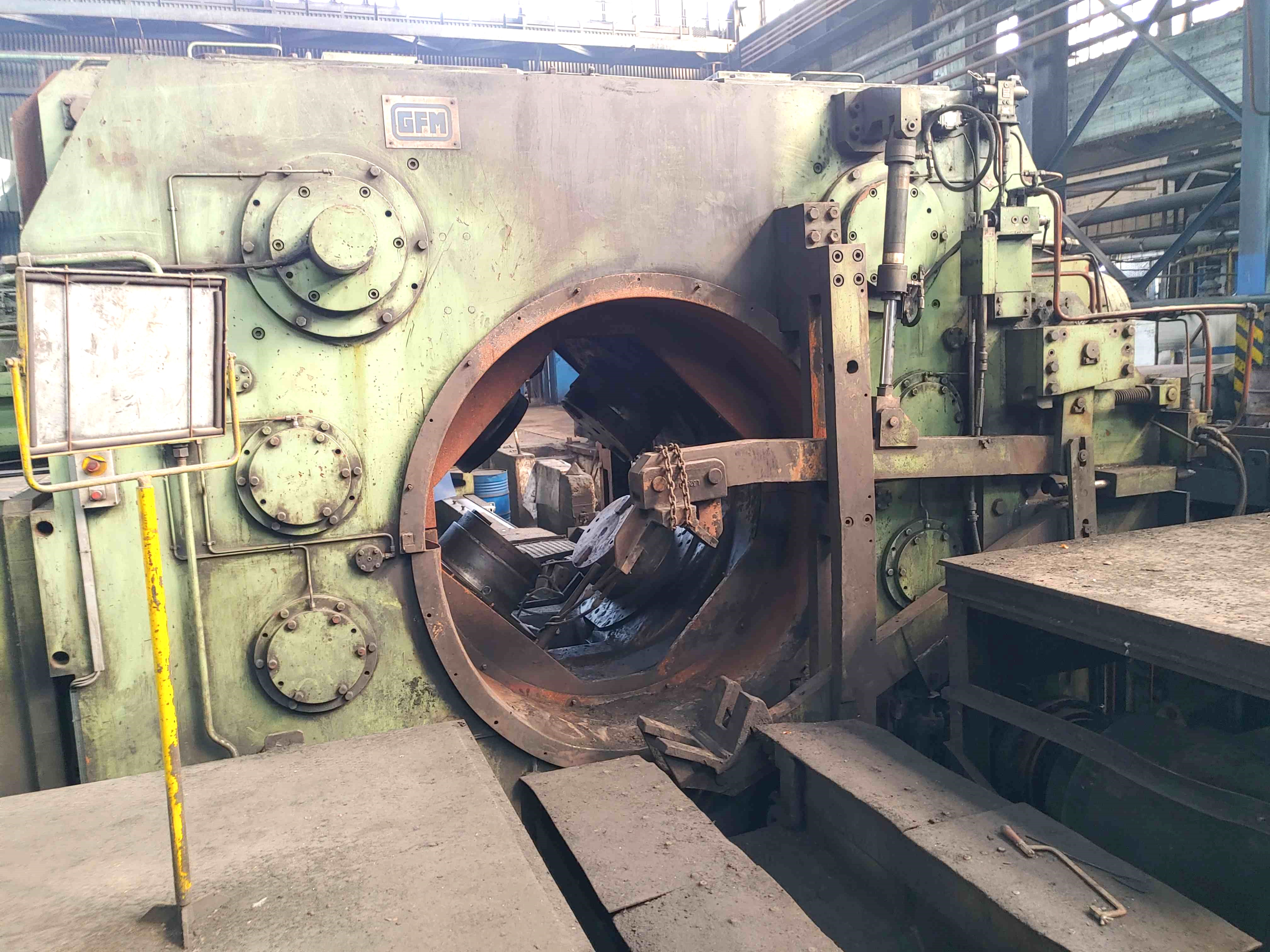 Marteau-pilon GFM (Austria) SXL40