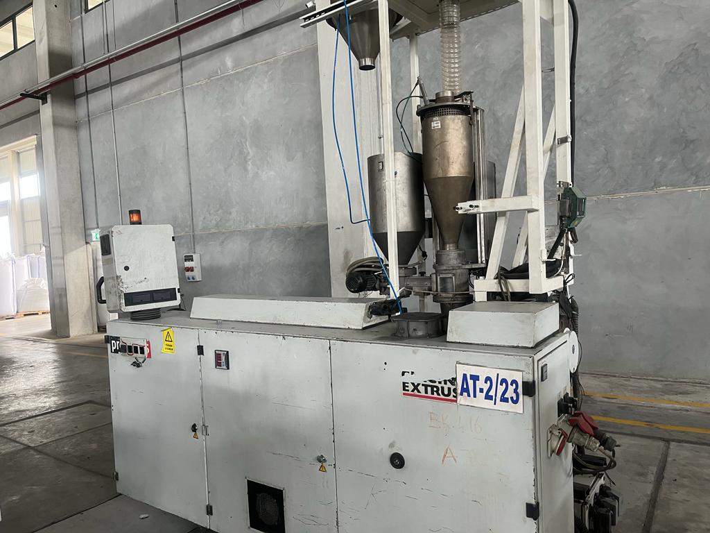 Extrudeuse monovis Cincinnati Proton 75