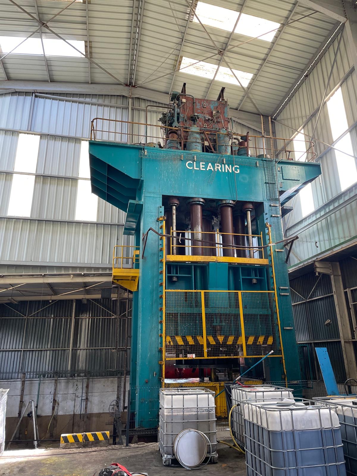 Presse hydraulique verticale CLEARING 3000T