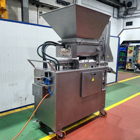 Machine de découpe de viande Koppens VM 400 HS