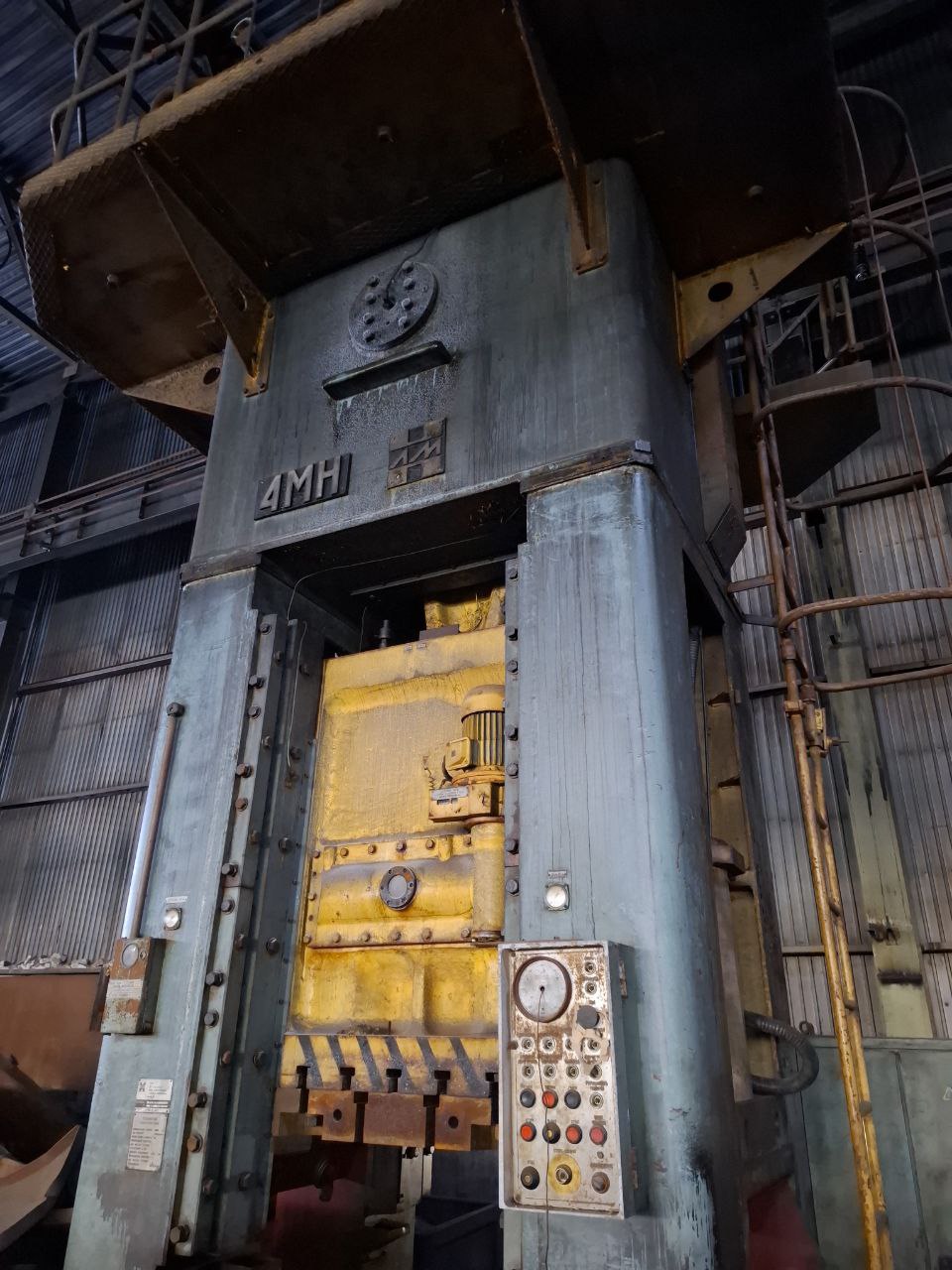 Presse mécanique TMP Voronezh КD2536/9536
