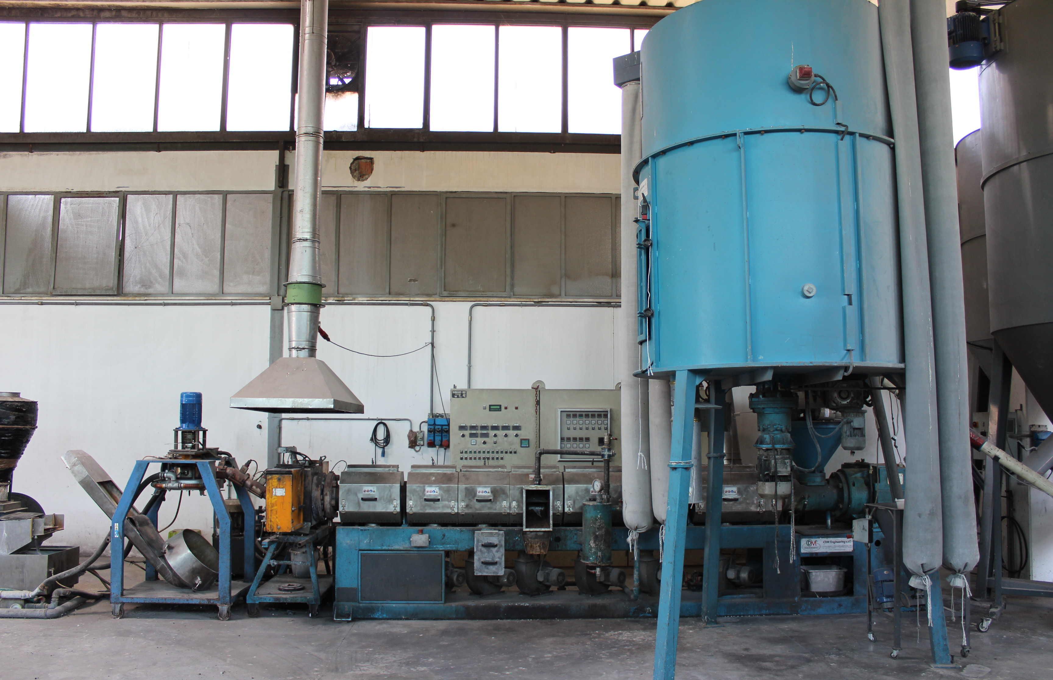 Machine de recyclage plastique CDM Engineering srl ES130