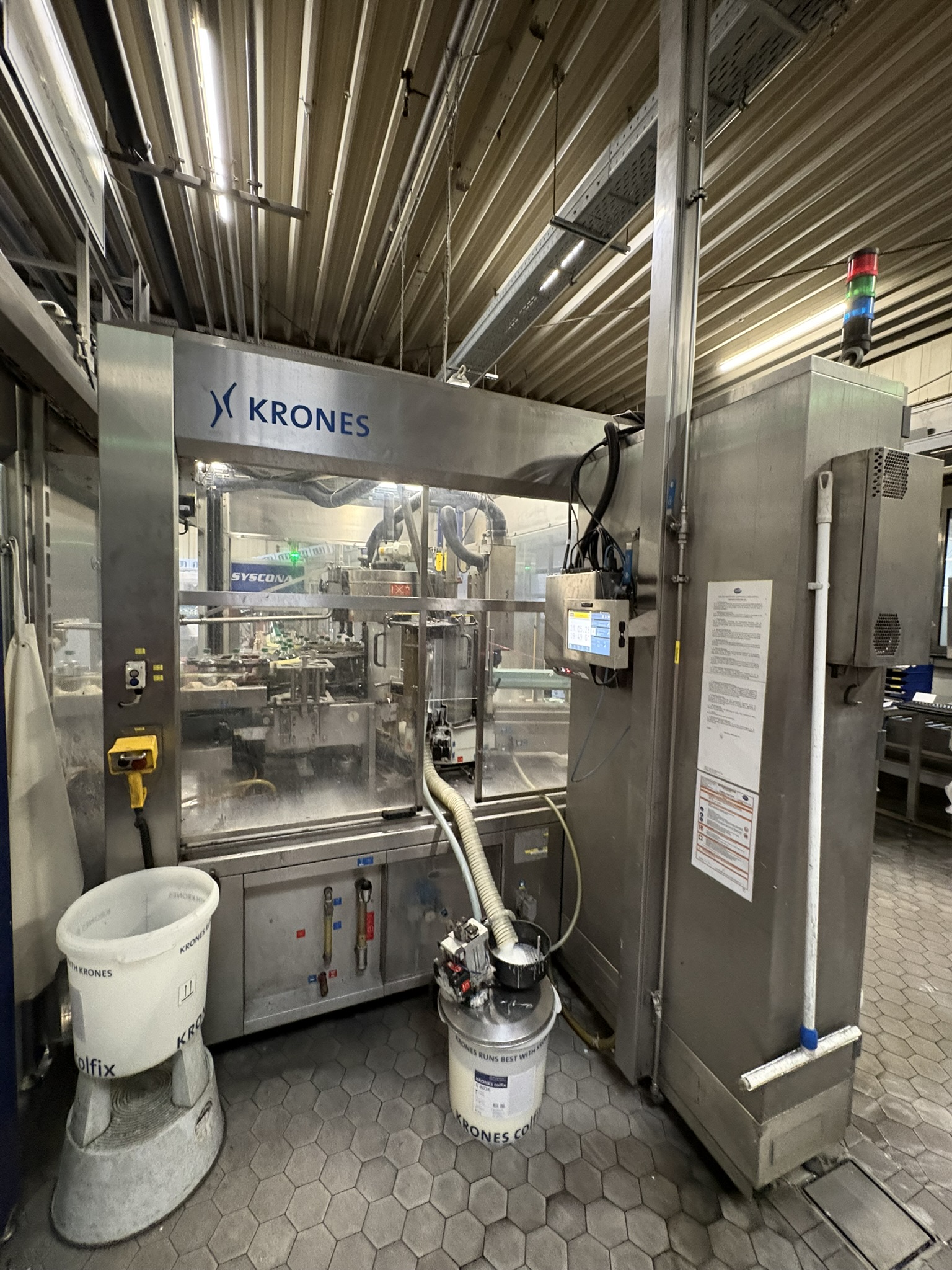 Krones Universella Cold Glue Labeler (2012)