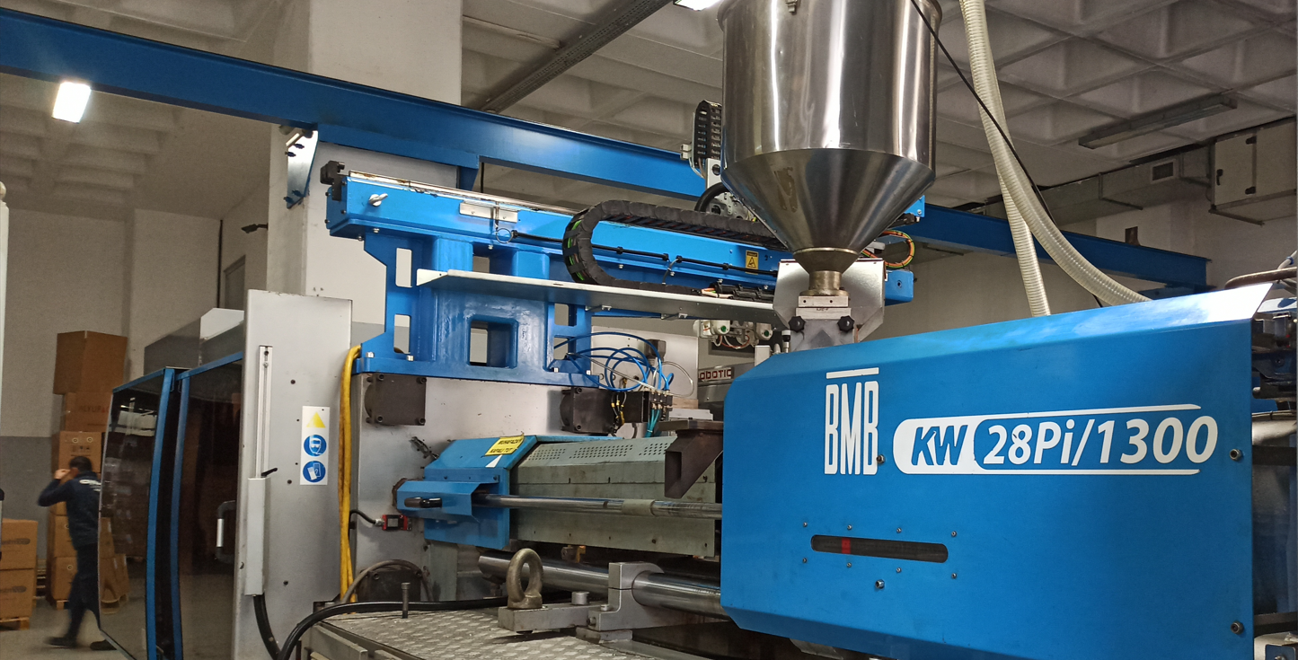 Presse à injecter BMB KW28 PI/1300 Bonne affaire