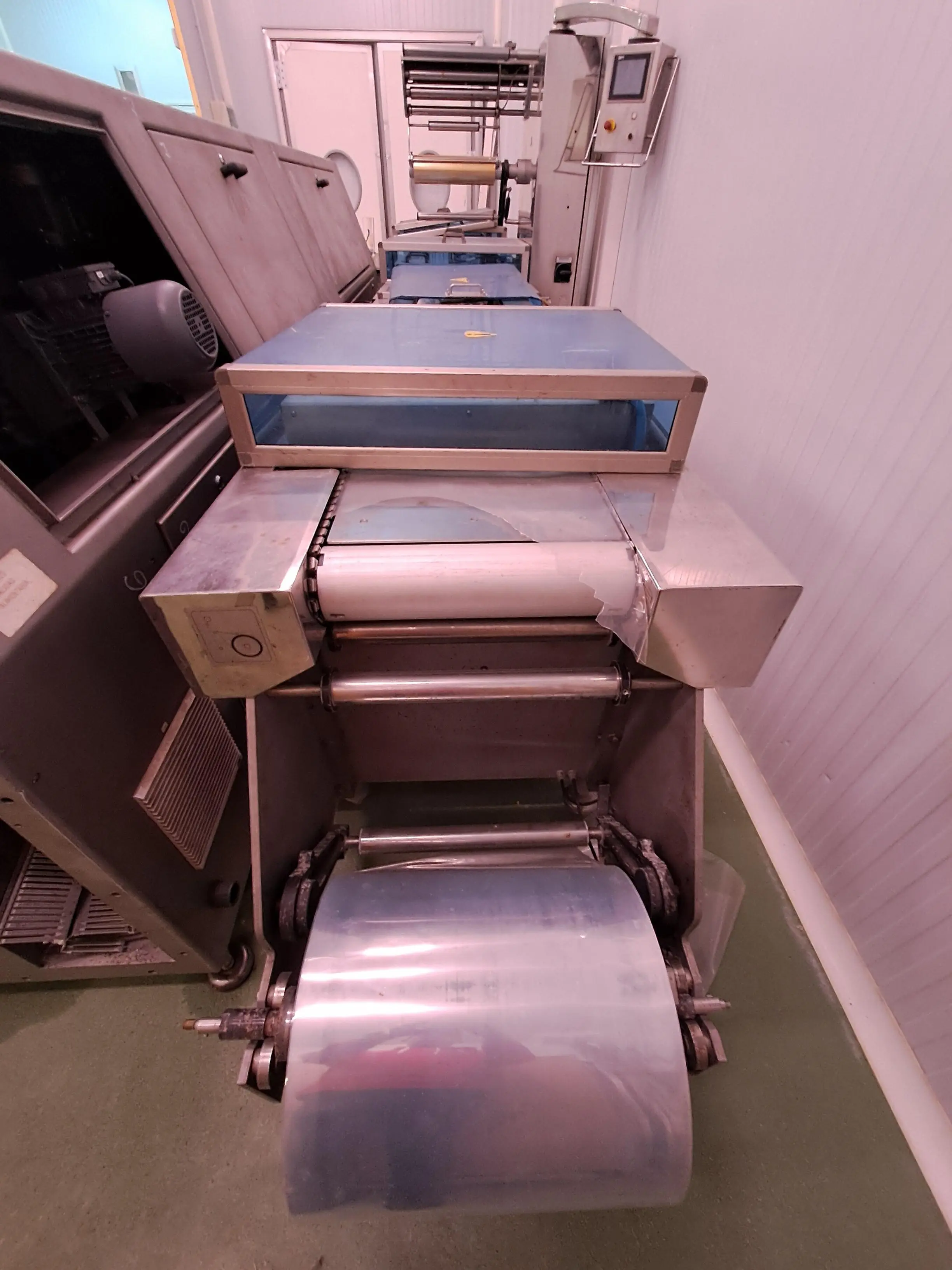 Ligne de formage remplissage operculage ULMA TF-OPTIMA
