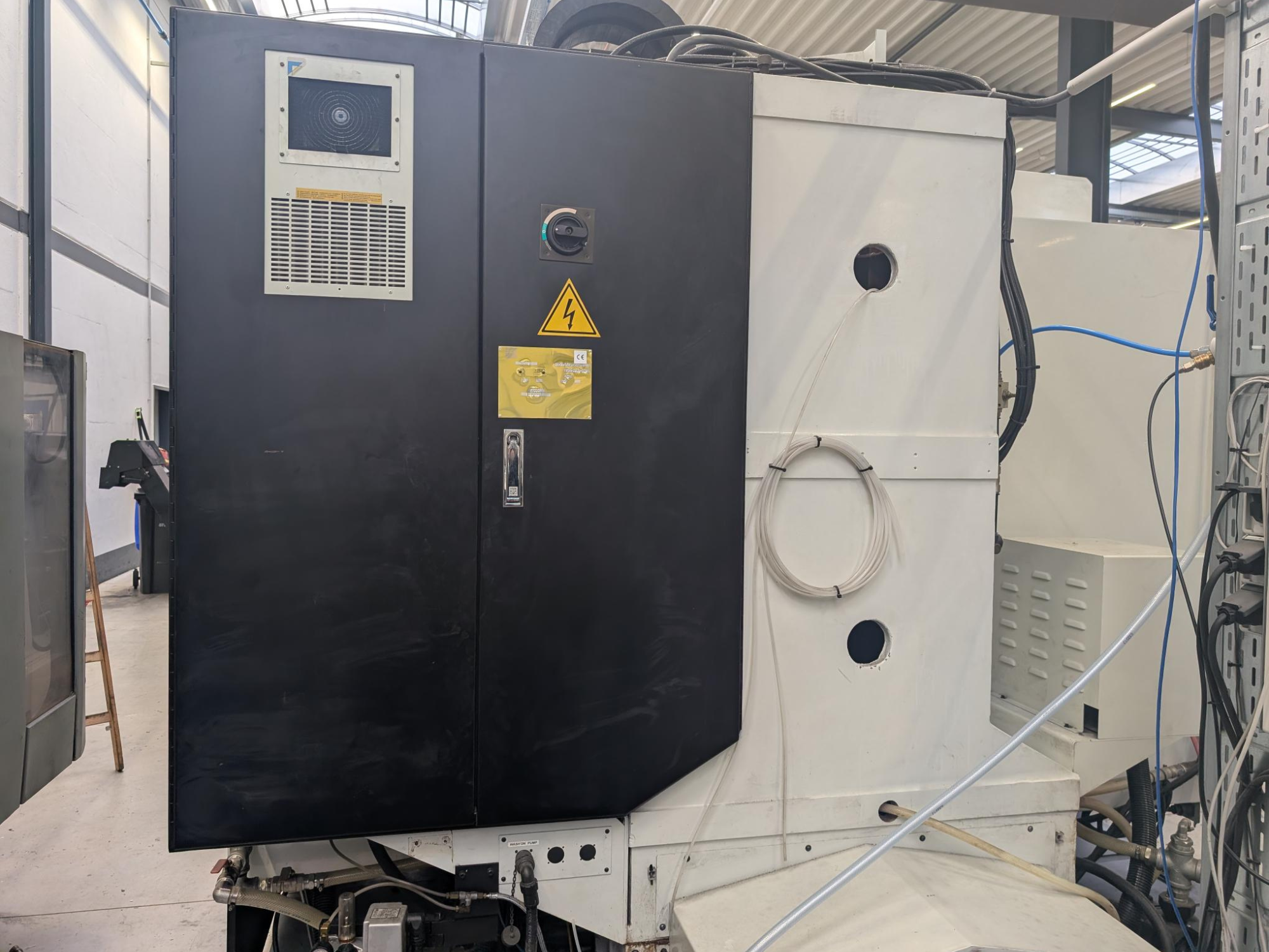 Centre d'usinage vertical Hurco VMX 42