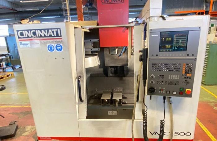 Centre d'usinage vertical CINCINATI VMC 500