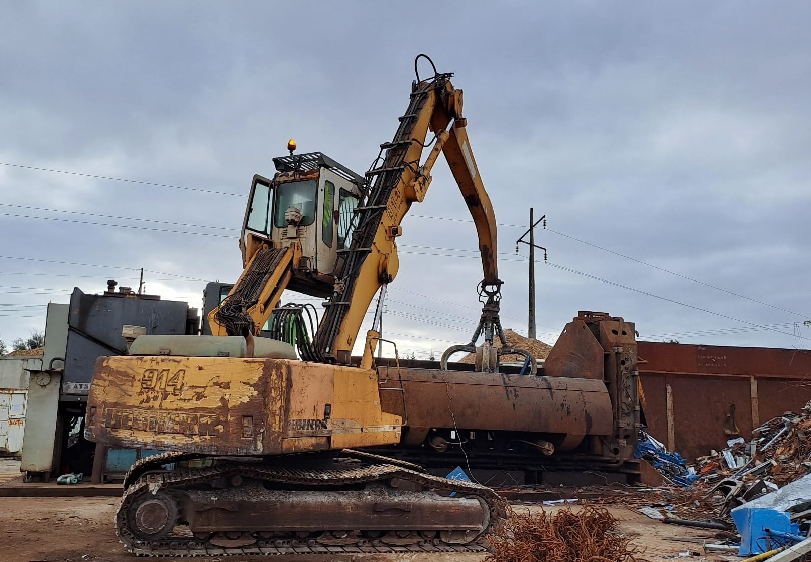 Excavateur Liebherr R914B HDSL