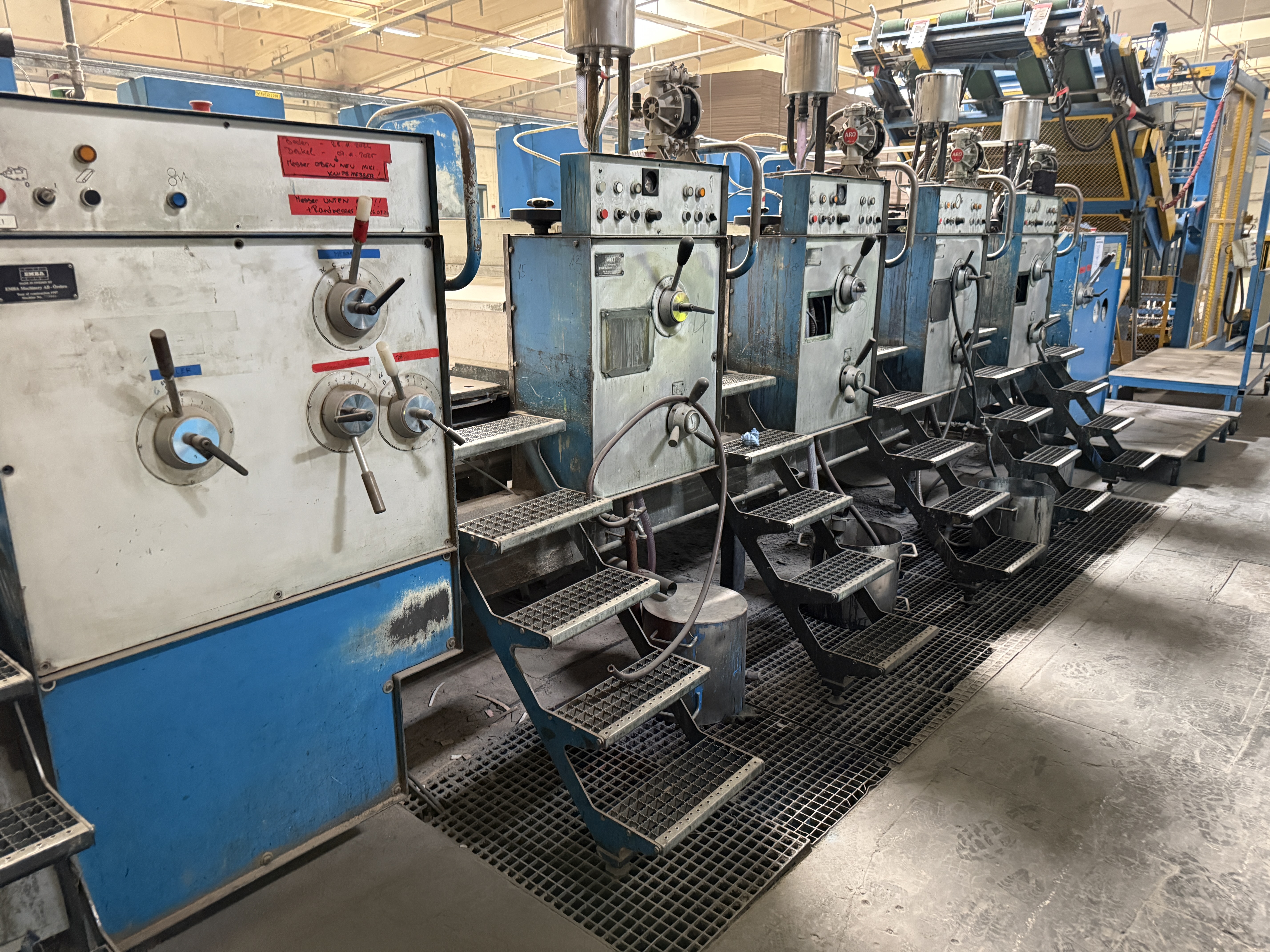 Thermoformeuse automatique à alimentation en bobine EMBA 170