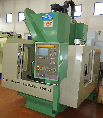Centre d'usinage vertical Famup MCX 650 d'occasion