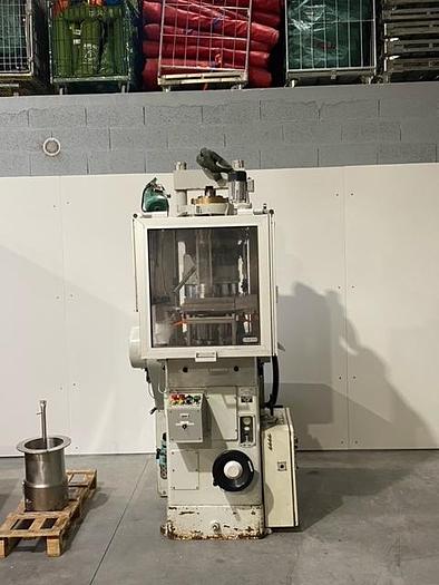 Presse à comprimés rotative Courtoy R53-D