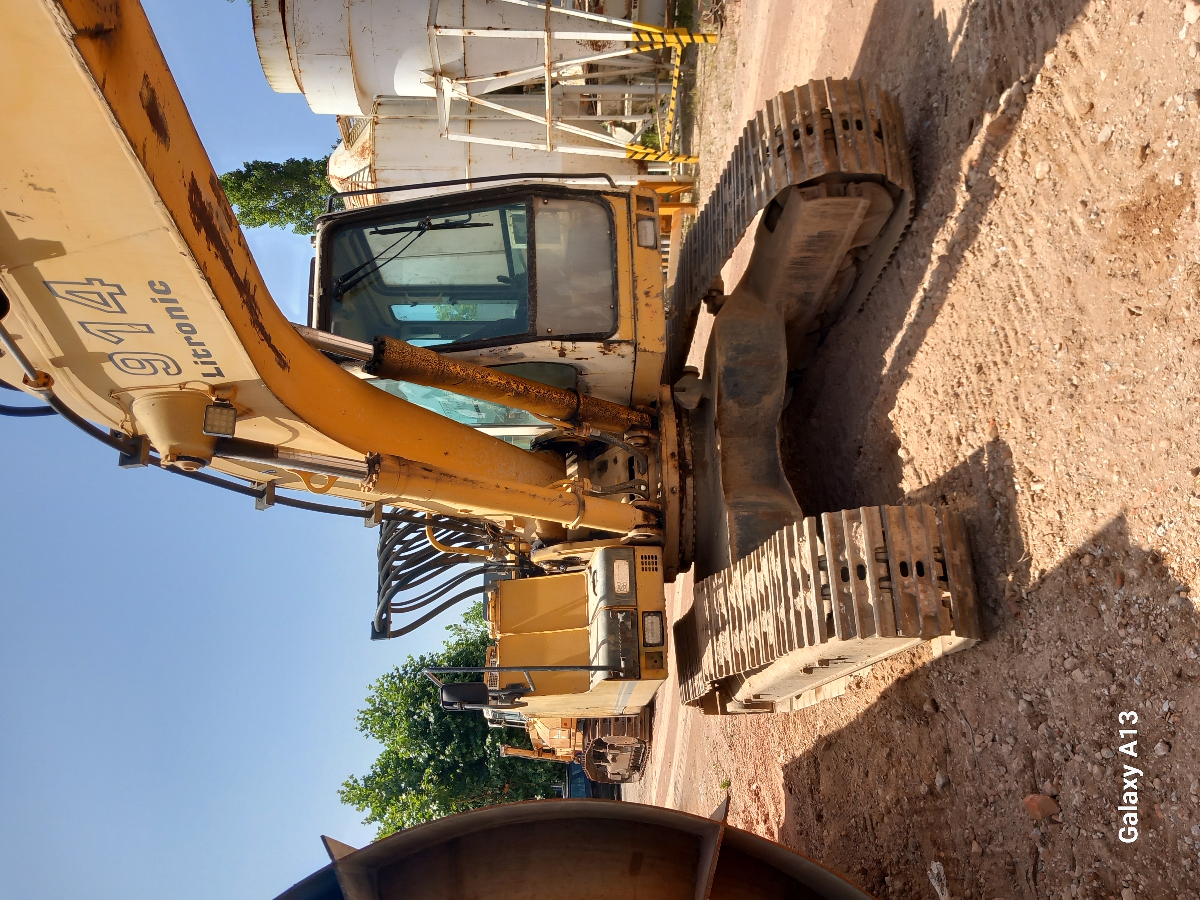Excavateur Liebherr R914
