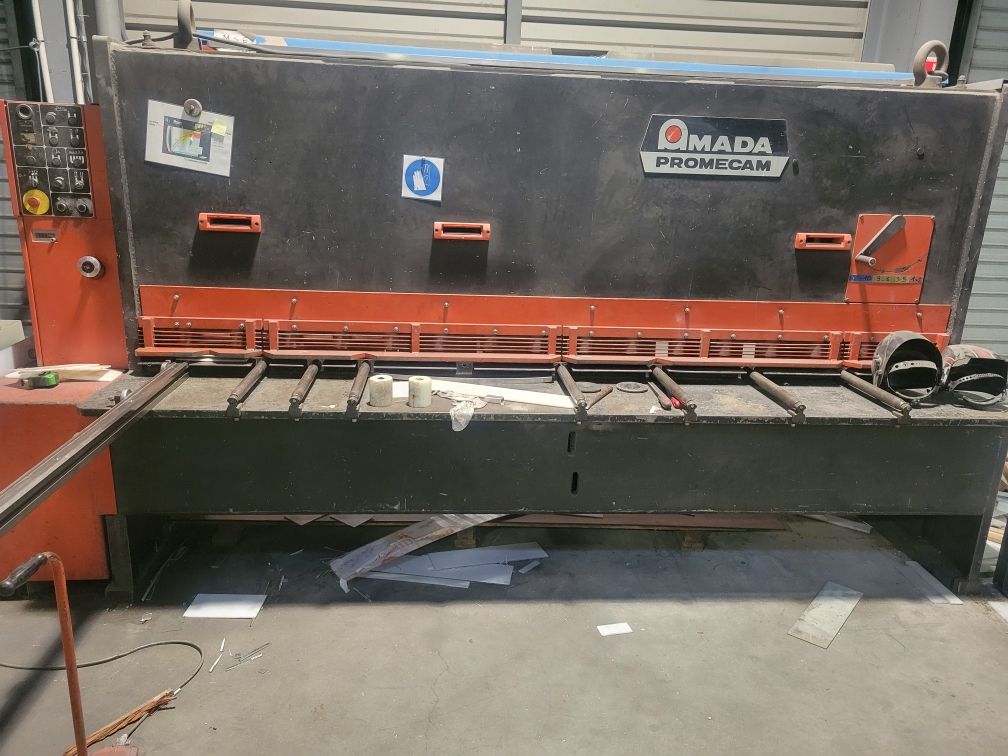 Cisaille guillotine hydraulique Armada Promecam 1030