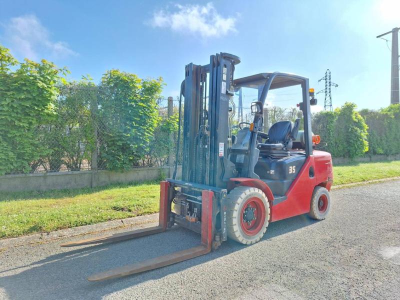 Chariot élévateur diesel Hangcha XF35G