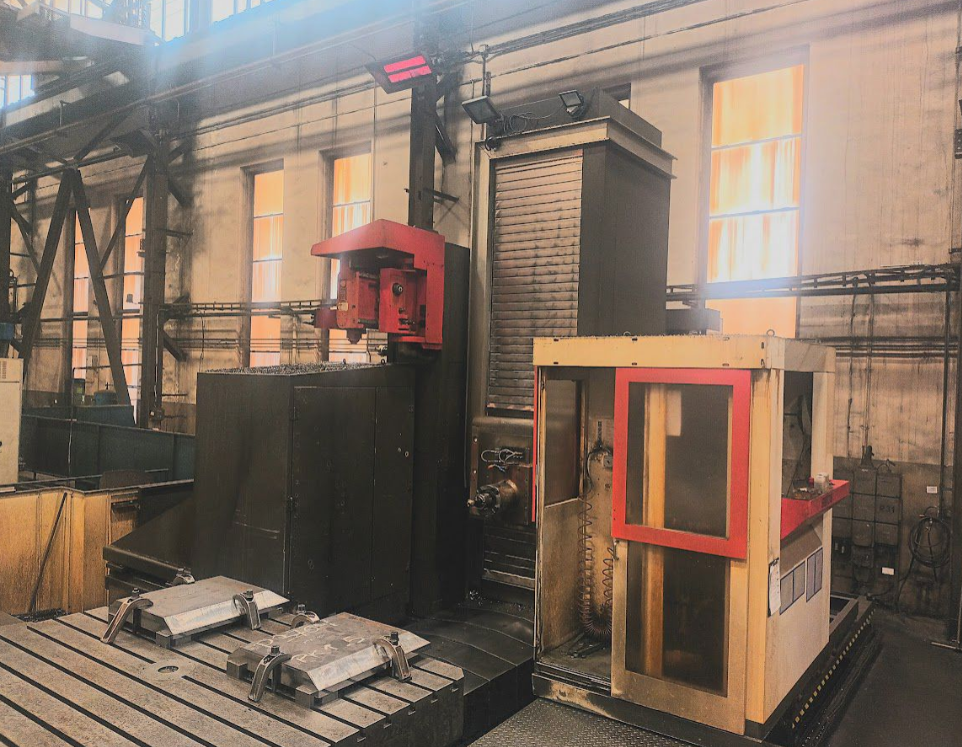 Fraiseuse à banc fixe JUARISTI TX3 d'occasion