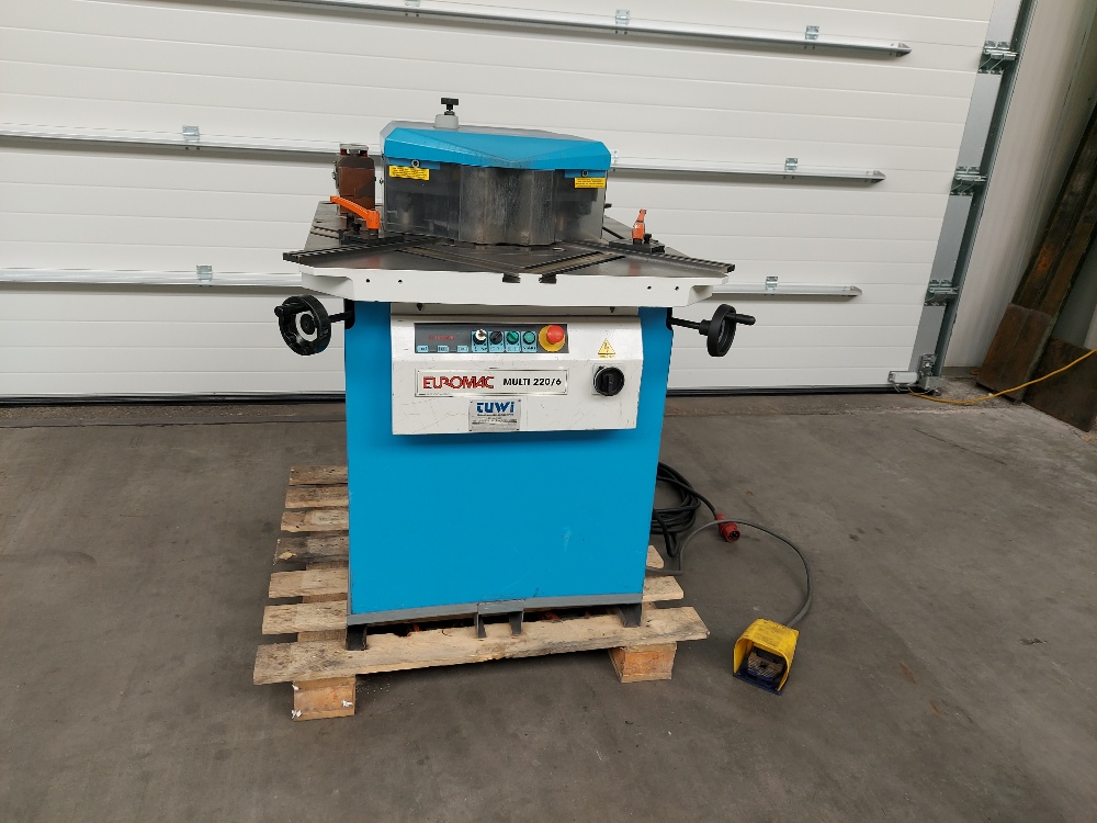 Machine de tôlerie Euromac Multi 220 6 R