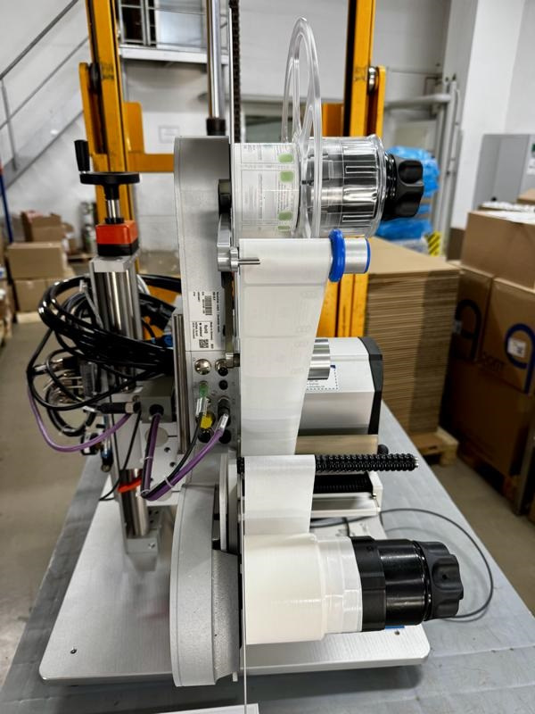 Etiqueteuse Herma Top-up labeler 414