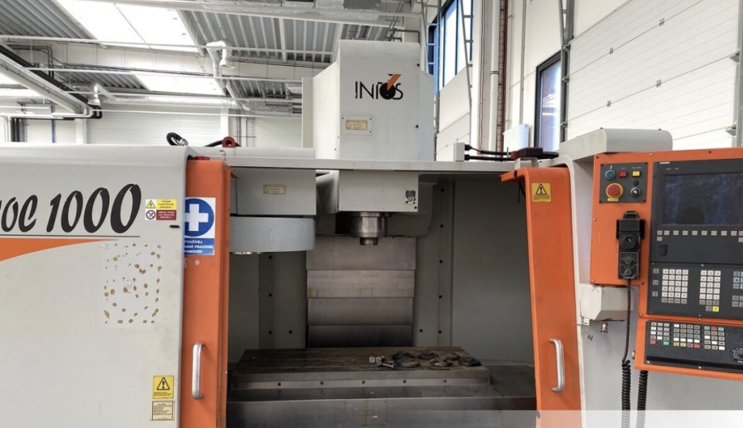 Centre d'usinage vertical INTOS VOC 1000