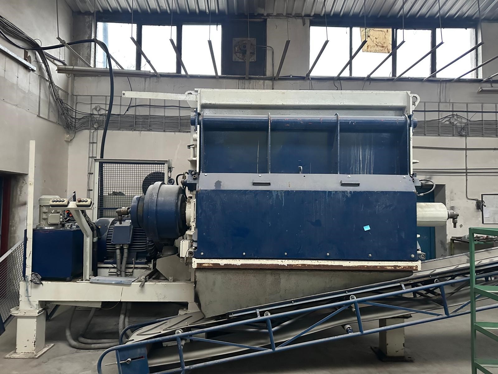 Broyeur de plastique Lindner Micromat MS 2000
