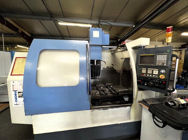 Centre d'usinage vertical LEADWELL V-40 d'occasion