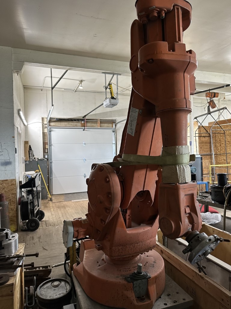 Palettiseur ABB IRB2400/16 Robot