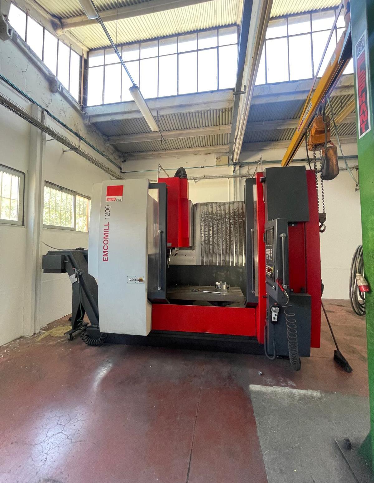 Centre d'usinage vertical EMCO EM 1200