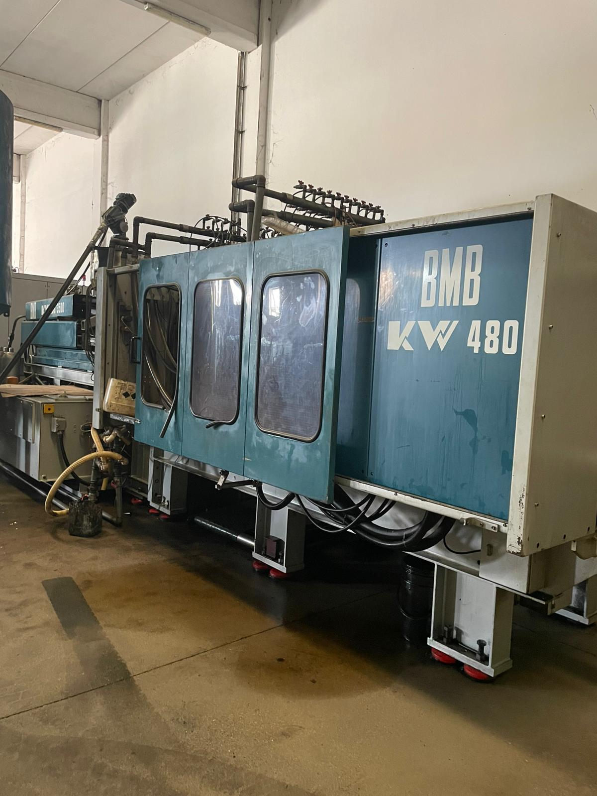 Presse à injecter BMB 480