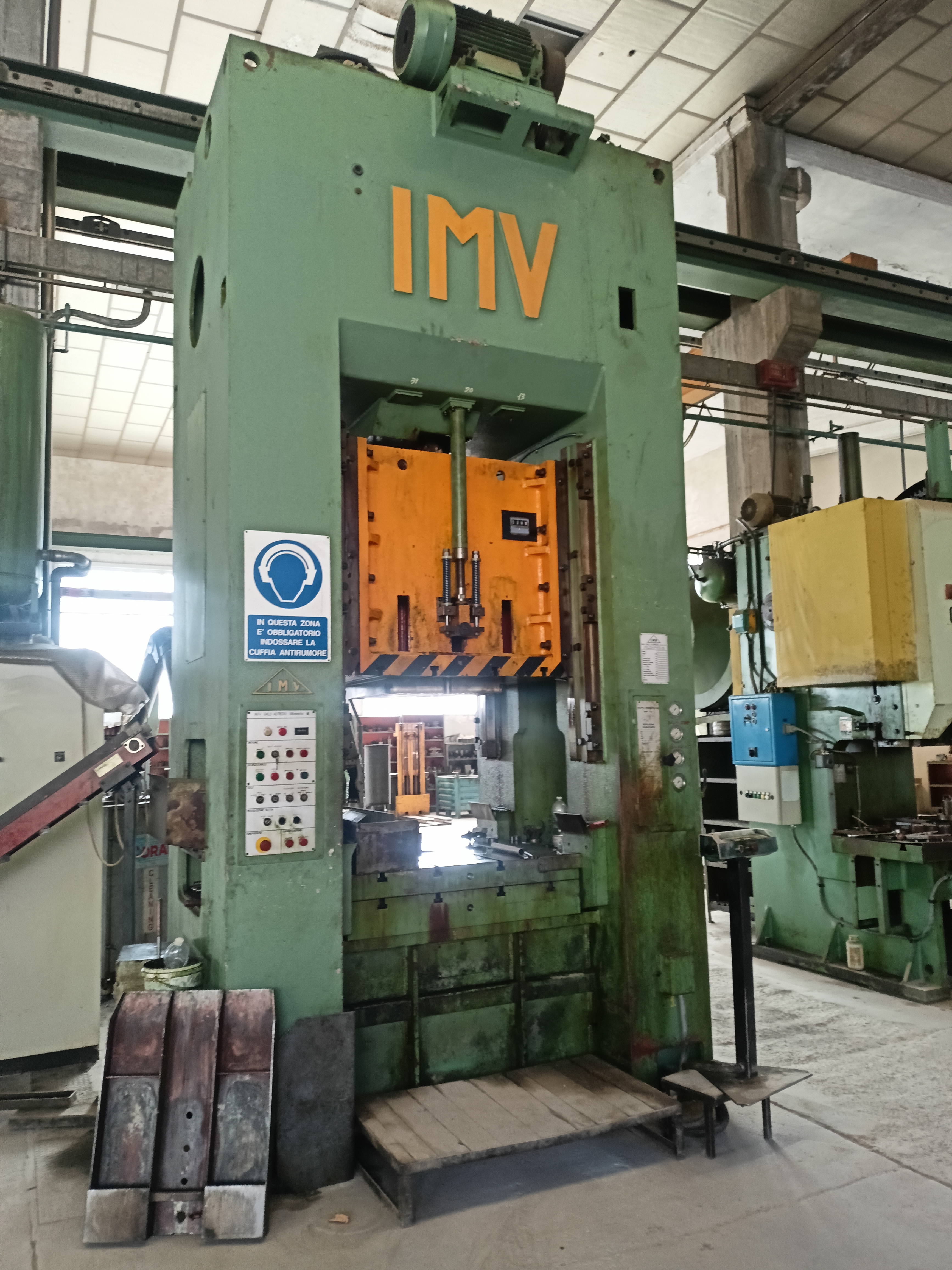 Presse mécanique IMV DFL 30