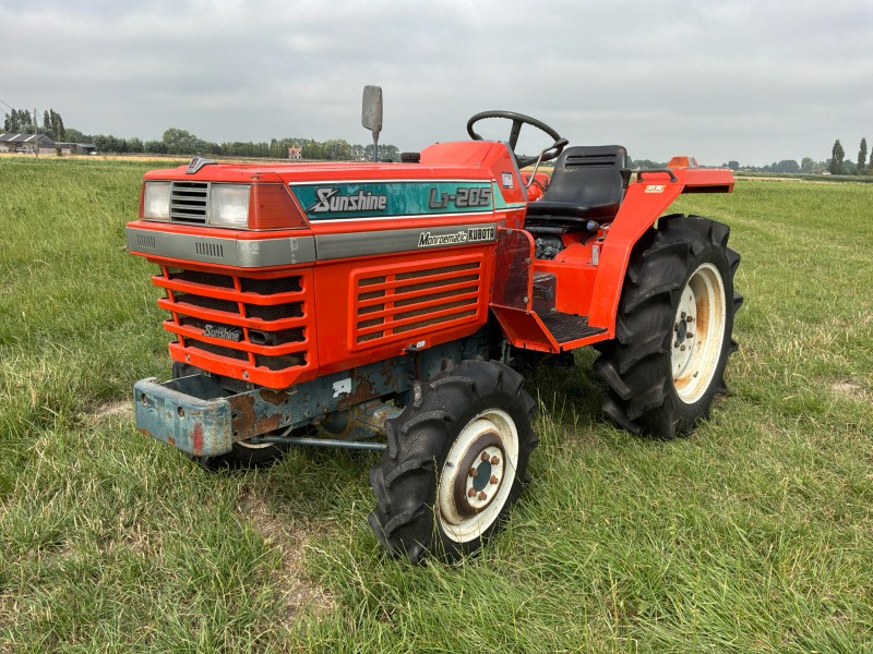 Machine de tôlerie Kubota Sunshine L1-205DT