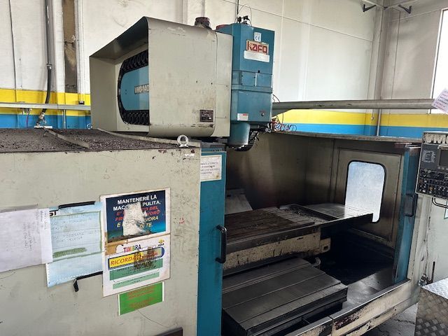 Centre d'usinage vertical KAFO VMC 1400 d'occasion