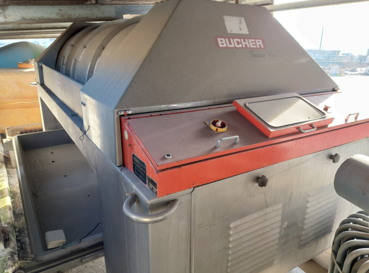 Presse BUCHER 37 hL