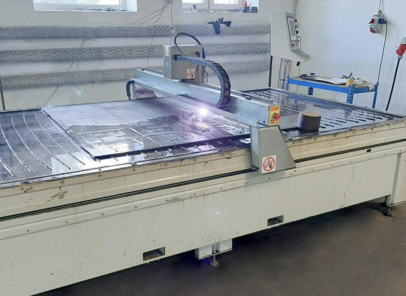 Machine de découpe plasma / gaz KT7 CNC KSP 150-300 SPEED